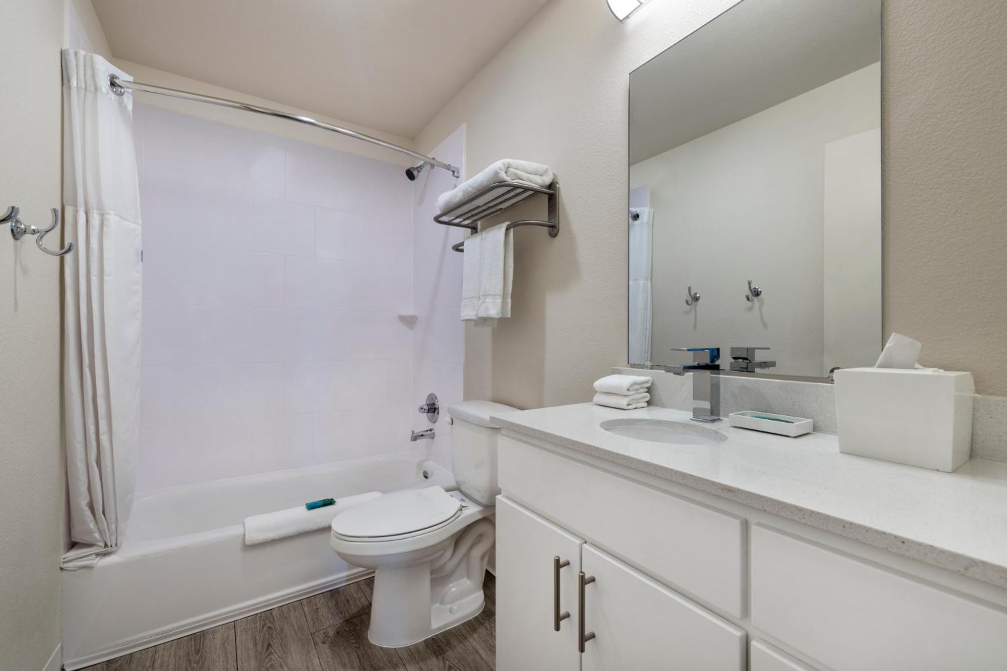 Soka Suites Dallas - Las Colinas Irving Eksteriør billede