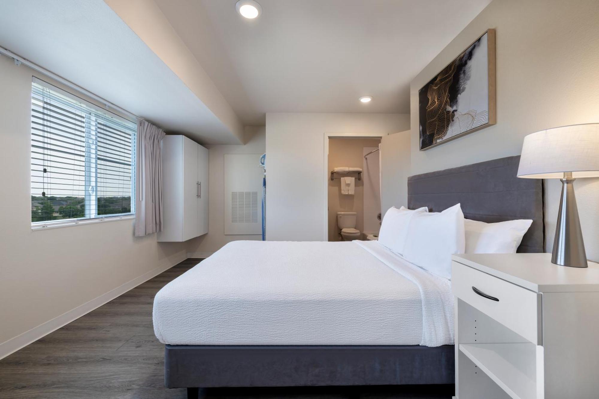 Soka Suites Dallas - Las Colinas Irving Eksteriør billede