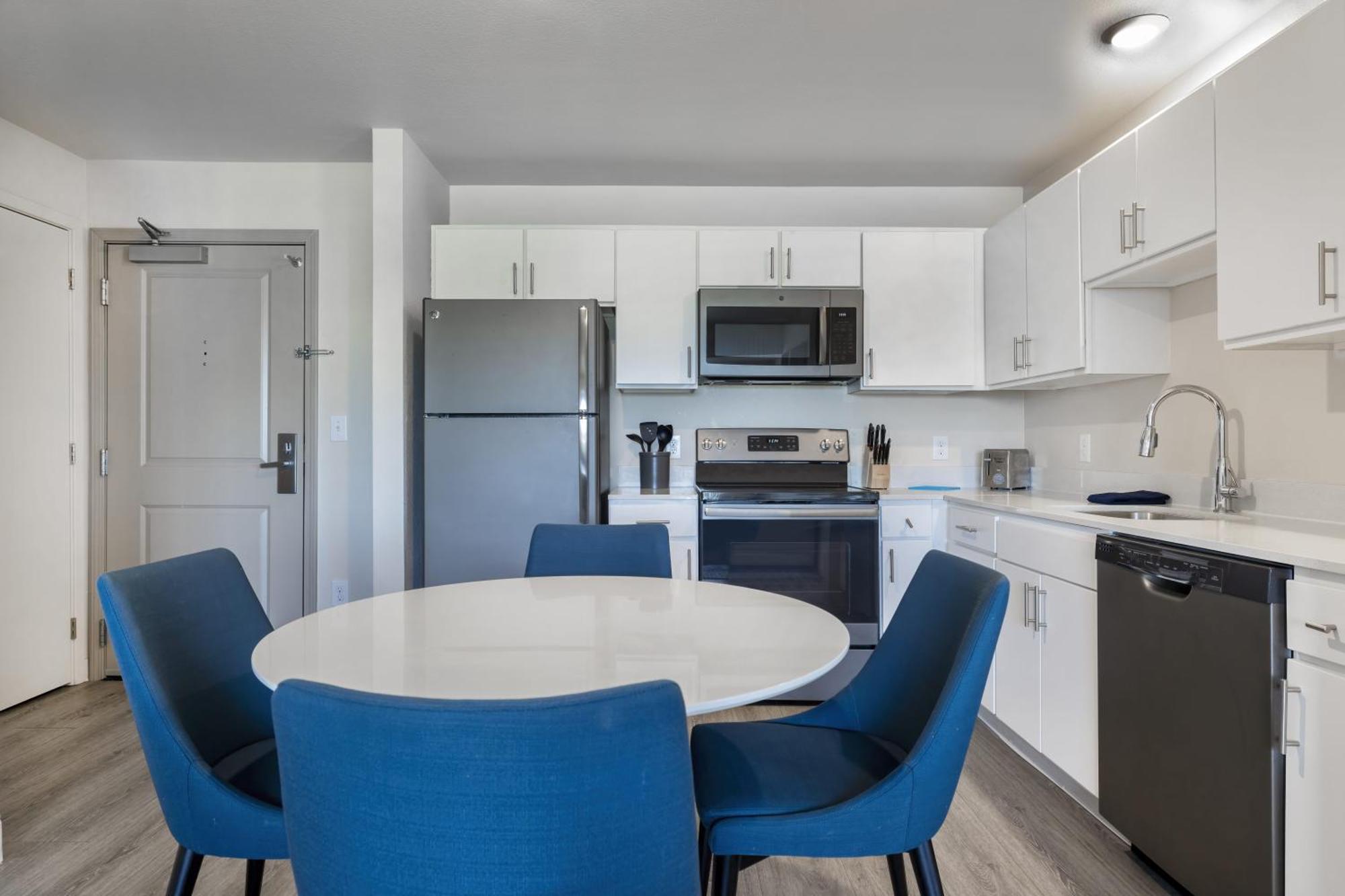 Soka Suites Dallas - Las Colinas Irving Eksteriør billede